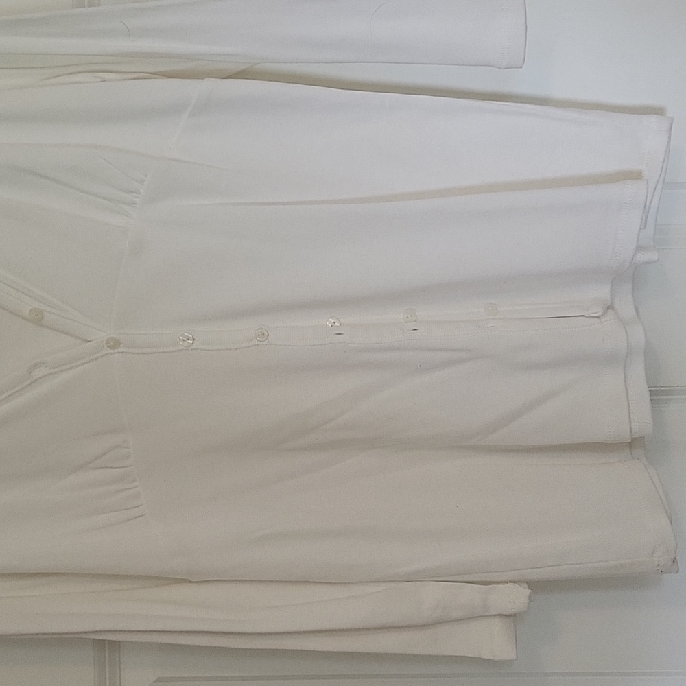 Cute Talbots Button Front Top-size M - Picture 4 of 4